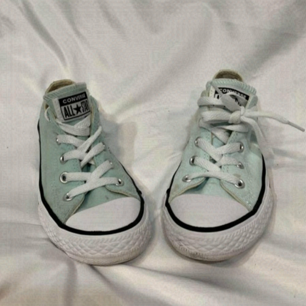 Converse chucks. Girls seafoam green. Size 1.